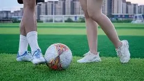 法国公开赛：我国羽毛球队斩获三金 “凡尘”实现惊天逆转